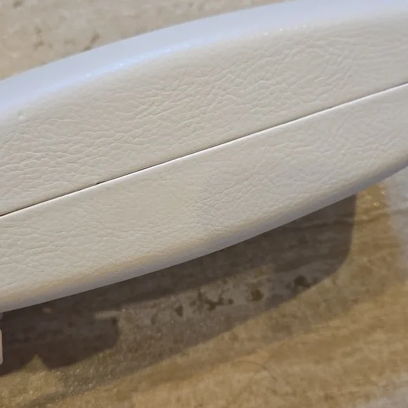 Versace Oversized Creamy White Hard Shell Glasses Case - Picture 3 of 8